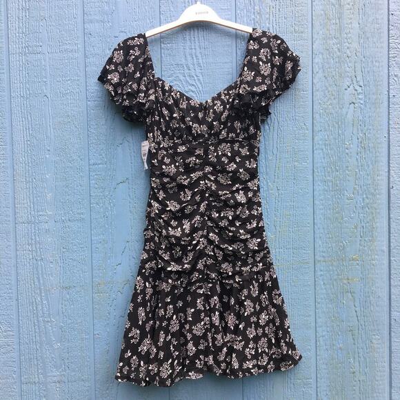 4Sienna Women Size Medium Black White Floral Ruffle Mini Dress - Picture 3 of 5
